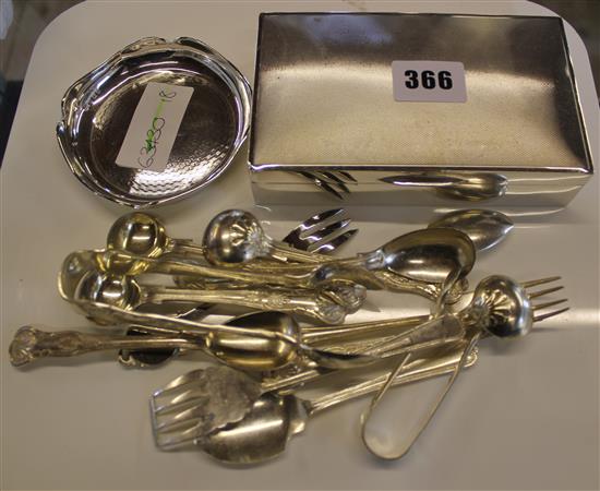 Silver cigarette box, dish and spoons